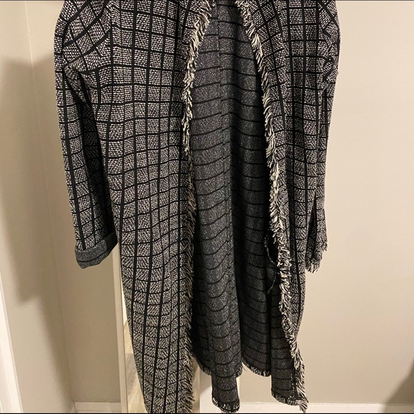 Zara coat, small - Picture 2 of 4